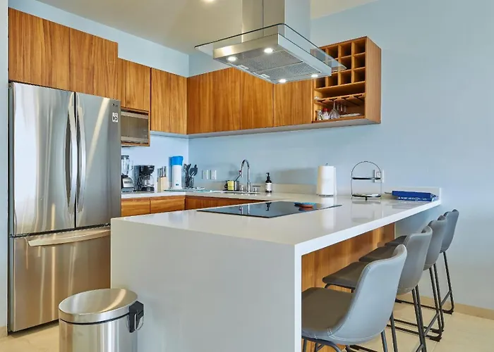 Casa El Ocaso | 2br Condo, Pool & Large Patio Cabo San Lucas